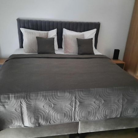 Danube Apartman Budapeste Exterior foto